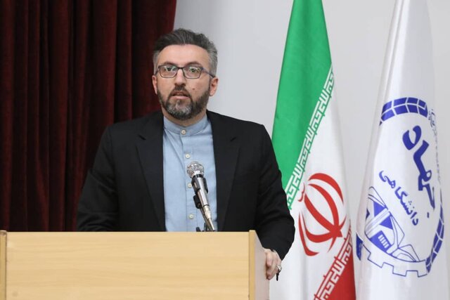 تحقق شعار سال زمینهساز استقلال اقتصادی است
