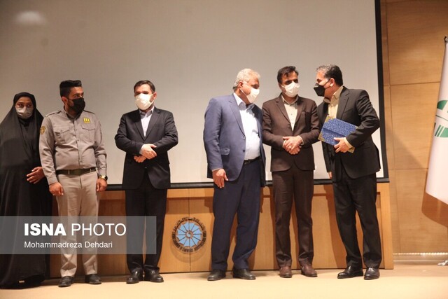 نبود تعادل بین توسعه صنعتی و محیط زیست در فارس/احیای تالابها نیازمند عزمی ملیست