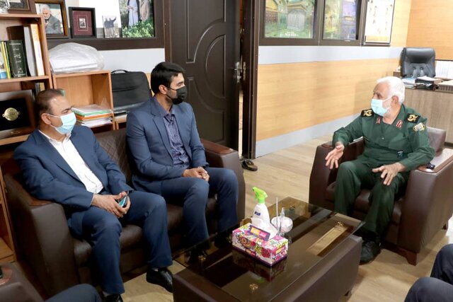 نقش کارگران فارس در دوران دفاع مقدس تبیین شود