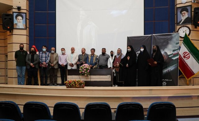 پایان دومین جایزه ادبی "نگین سرخ"/عضو هیئت علمی جهاددانشگاهی رتبه برتر شد