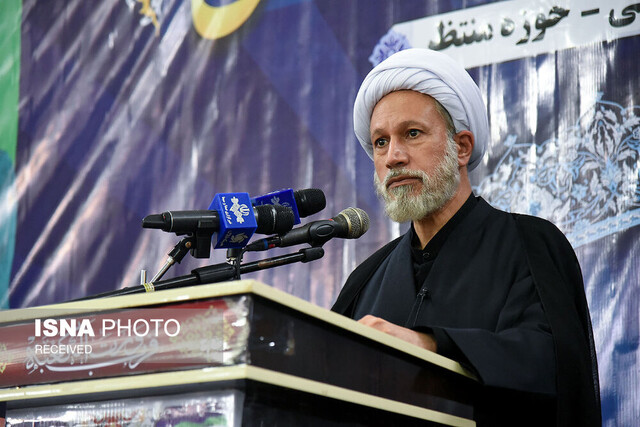 کازرون باید مقصد تجار و اهل عالم در تمدن نوین اسلامی باشد