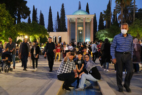 بازدید گردشگران از اماکن تاریخی فرهنگی شیراز در اردیبهشت ۱۴۰۱ - آرامگاه سعدی
