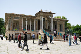 بازدید گردشگران از اماکن تاریخی فرهنگی شیراز در اردیبهشت ۱۴۰۱ - باغ عفیف آباد