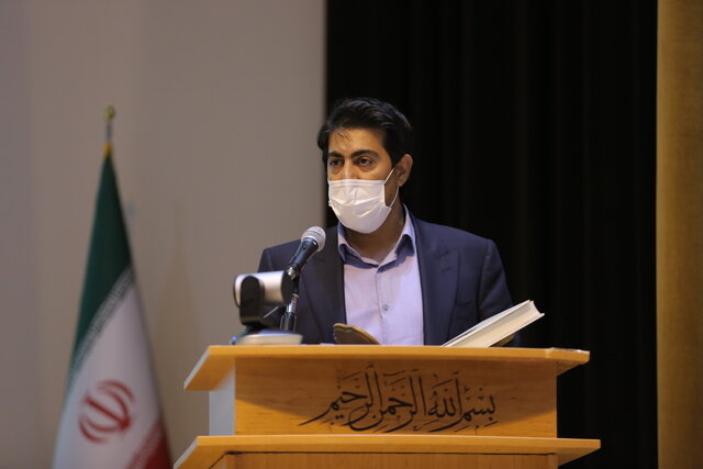 دشمن به دنبال ناامید کردن جامعه است