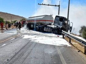 تصادف تانکرها در جاده جهرم ۴ مصدوم داشت