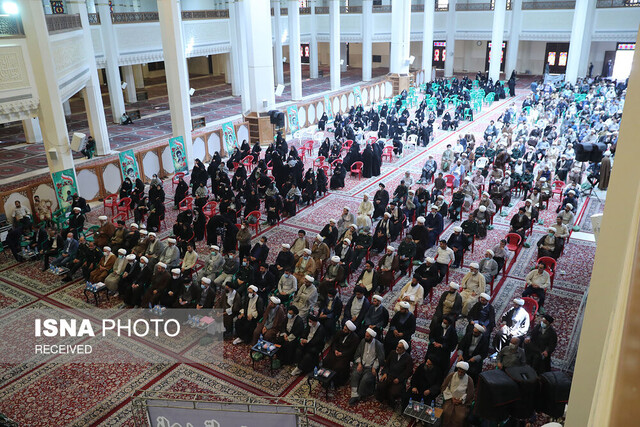 خط مقدم جهاد تبیین به عهده روحانیون و طلاب است