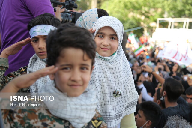 سلام دهه نودی های شیراز به فرمانده