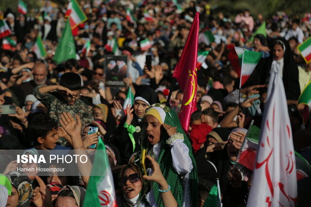 سلام دهه نودی های شیراز به فرمانده