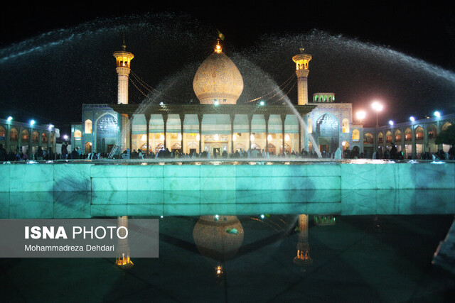 اعلام ویژه برنامههای شاهچراغ(ع) برای لیالی قدر اعلام ویژه برنامههای شاهچراغ(ع) برای لیالی قدر