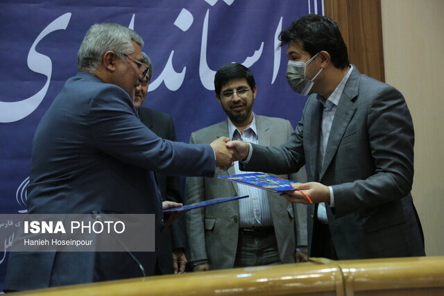 جهاددانشگاهی و کمیته امداد فارس تفاهمنامه مبادله کردند
