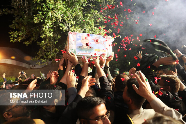 پیکر مطهر شهید اسکندری وارد شیراز شد