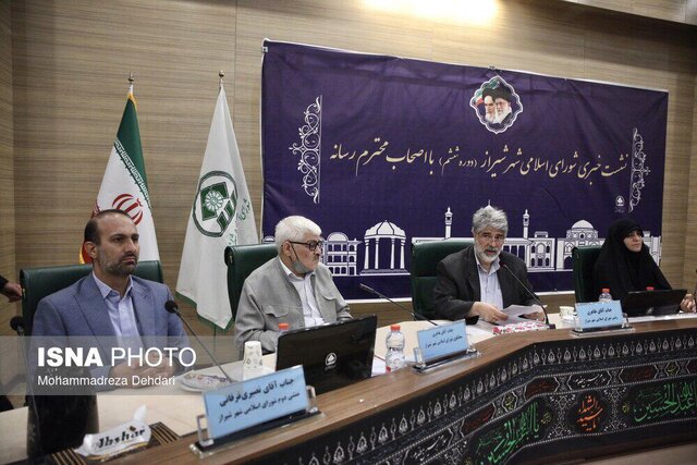 تشریح دلایل استعفای شهردار شیراز/اگر استیضاحی در کار نبود استعفایی رخ نمیداد!