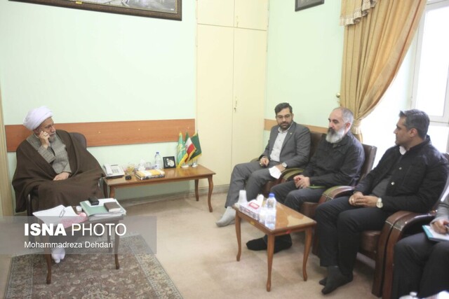 رسانهها مطالب را هنرمندانه به افکار عمومی منتقل کنند