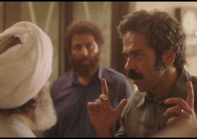 تحسین فیلم برگزیده سال در شب شلوغ تالار حافظ