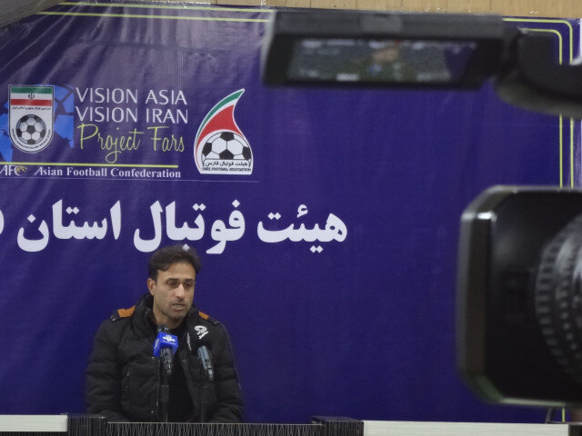 مواجهه فکری با پیروزی فجر