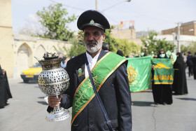 شادپیمایی خدام و زنان در روز ولادت حضرت معصومه (س) -شیراز