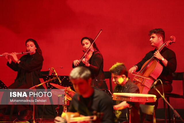 عکس تزئینی است با پایان تعطیلات به کدام کنسرتها برویم؟