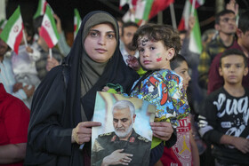 جشن مردم شیراز پس از حملات مقاومت به رژیم صهیونیستی