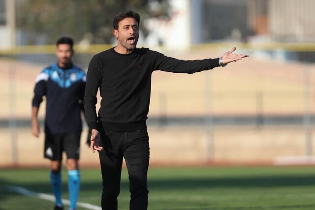 رجبزاده شکست را گردن گرفت