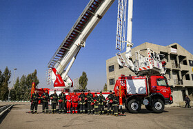 مانور آمادگی و مراسم پاسداشت آتشنشان داوطلب شیراز