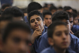 میزبانی دانش آموزان شیرازی از شهدای گمنام