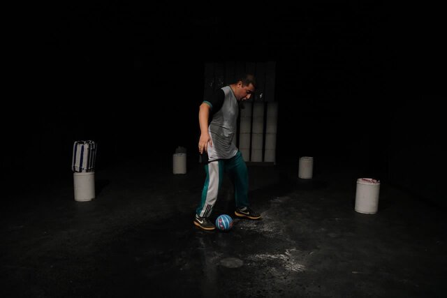 کازرون یک سالن سینما ندارد!