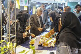 نمایشگاه دستاوردهای پژوهشی استان فارس