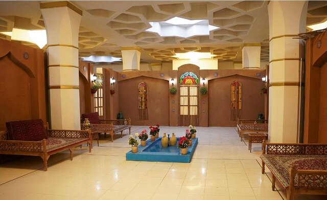 نمایشگاه «ستارههای زمین» در حرم شاهچراغ (ع) برگزار شد