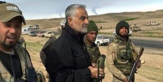 "حاج قاسم" روحیه مقاومت را به منطقه تزریق کرد / مکتب سلیمانی باید در دانشگاه تدریس شود