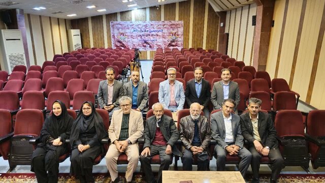 تئاتر زندانها؛ عرصهای برای تولد دوباره