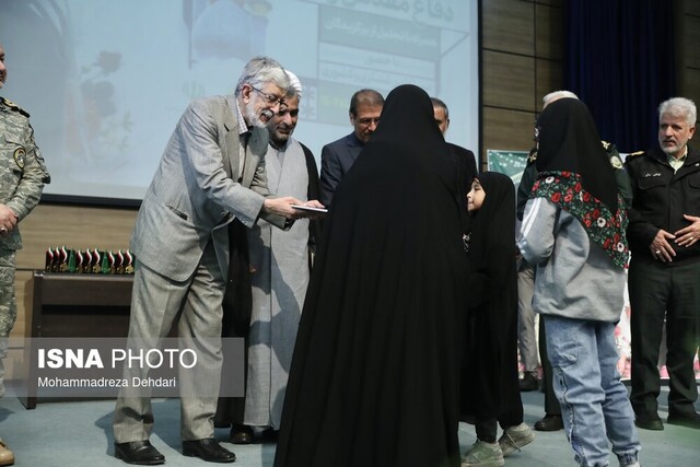 برگزیدگان شعر دفاع مقدس و مقاومت معرفی شدند