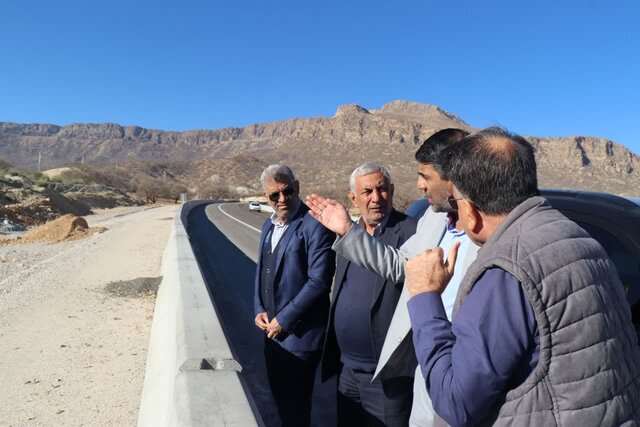 آزادراه جدید شیراز_اصفهان رونق بخش جاذبههای گردشگری است