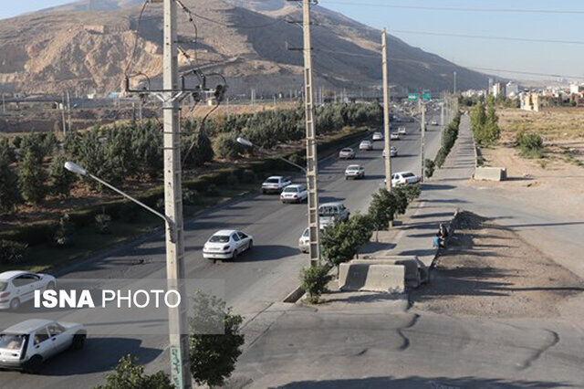 فارس بر روی ریل توسعه