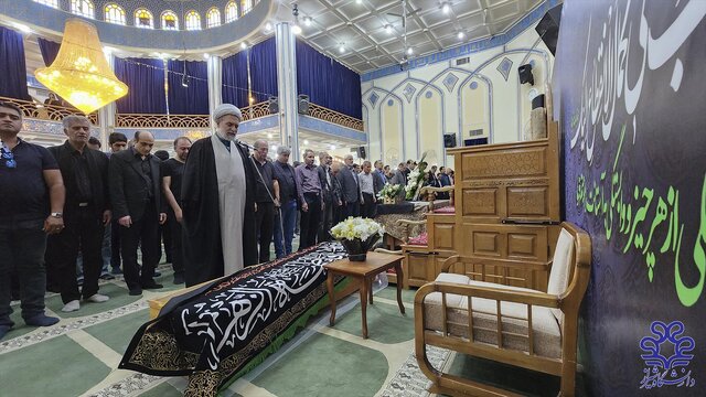 وداع جامعه دانشگاهی شیراز با استاد فقید  شیمی جهان