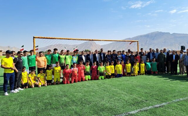 ‌افتتاح ۲ پروژه ورزشی در شهر داریون با حضور استاندار فارس