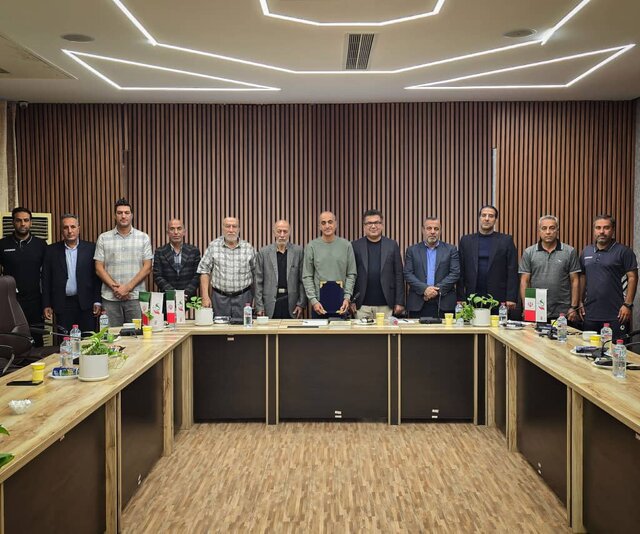 مسعود مقیم حضور مربی اسبق تیم ملی فوتبال در برق شیراز