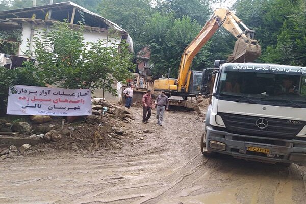 آواربرداری ۴۶۰۰ مترمکعبی در مناطق سیل زده تالش