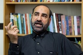 سابقه ادبیات پایداری به کربلا بازمی گردد/ سنگرنوشته ها هم جزو ادبیات دفاع مقدس است