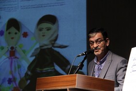 هنر ما را به دوران کودکی باز می گرداند/ هنر عرضه کردن فرهنگ را داشته باشیم