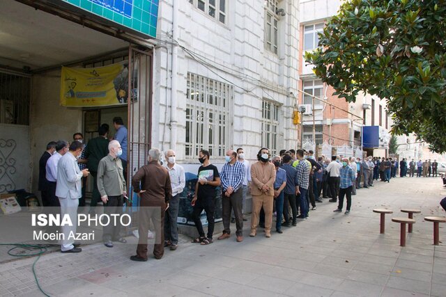 معاون بهداشتی علوم پزشکی گیلان تاکید کرد: رعایت فاصله اجتماعی در شعب اخذ رای