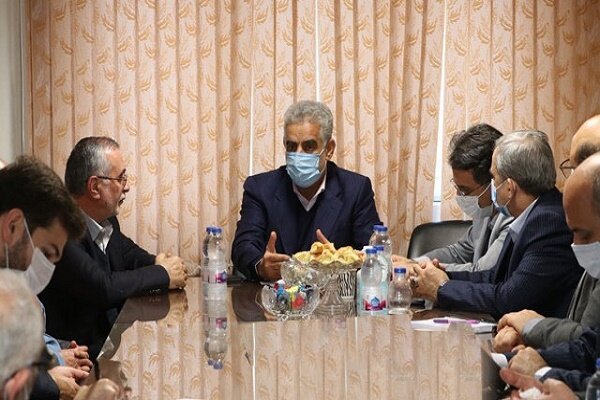 تولیدکنندگان وارد بروکراسی های زائد نشوند تولیدکنندگان وارد بروکراسی های زائد نشوند