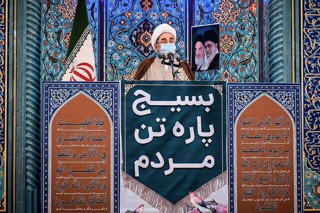 مقابله با حقوق های نجومی مقطعی نباشد