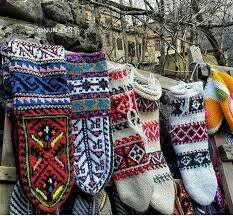 ردپای دلالان در جوراب های بافته شده زنان ماسال و شاندرمن ردپای دلالان در جوراب های بافته شده زنان ماسال و شاندرمن