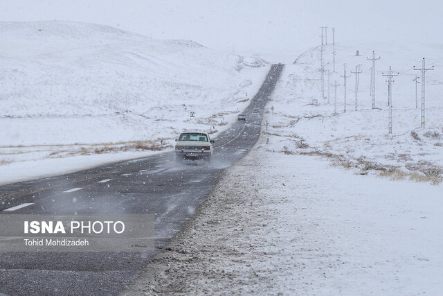 بارش خفیف برف در ۳ محور گیلان/ تردد در کلیه محورها جریان دارد بارش خفیف برف در ۳ محور گیلان/ تردد در کلیه محورها جریان دارد