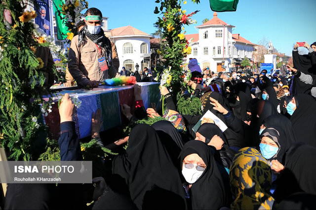 مراسم تشییع ۸ شهید گمنام در رشت