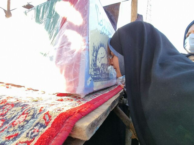 استقبال مردم سیاهکل از ۲ شهید گمنام