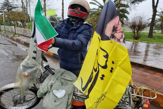 گزارش تصویری: راهپیمایی خودرویی خانوادگی ۲۲ بهمن در لنگرود