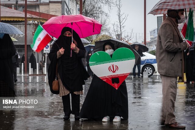 گزارش تصویری: اجتماع مردم رشت در جشن ملی 22 بهمن