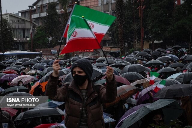 گزارش تصویری: اجتماع مردم رشت در جشن ملی 22 بهمن