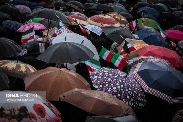 گزارش تصویری: اجتماع مردم رشت در جشن ملی 22 بهمن